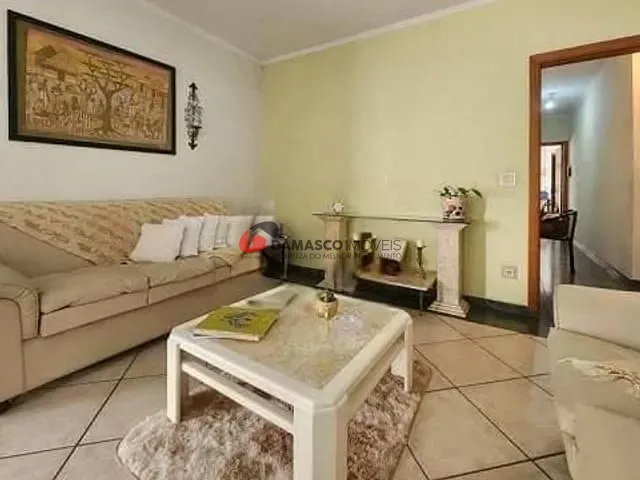 Casa com 300m² 4 quartos e 4 banheiros, à venda, no bairro Santa Maria em São Caetano do Sul