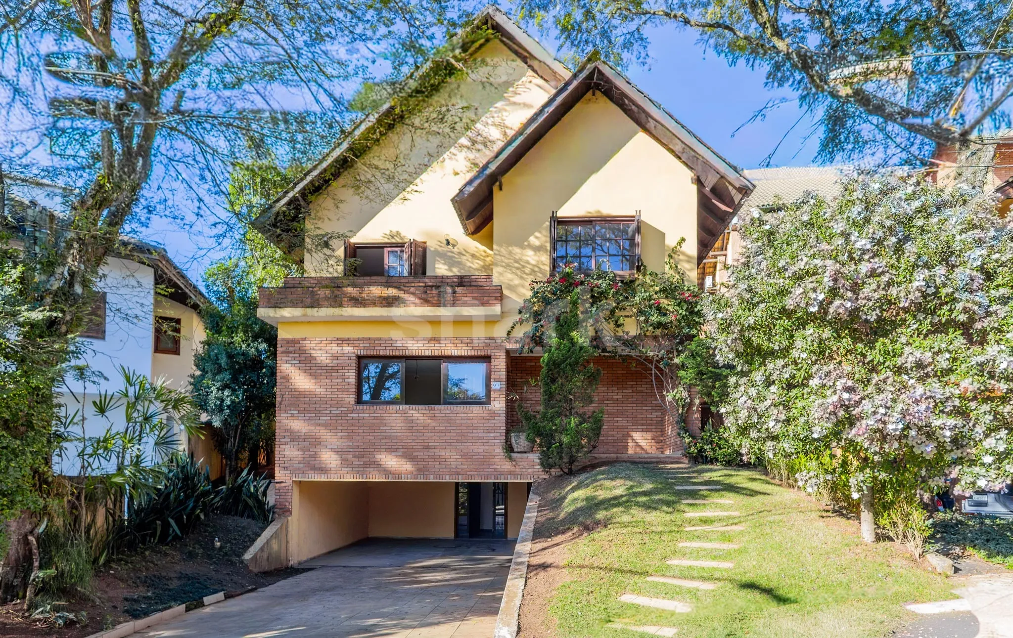 Casa em Alphaville — foto 1