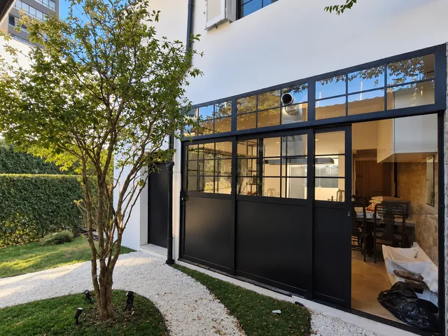 Casa 3 quartos e 4 banheiros, à venda, no bairro Jardim Paulistano em São Paulo