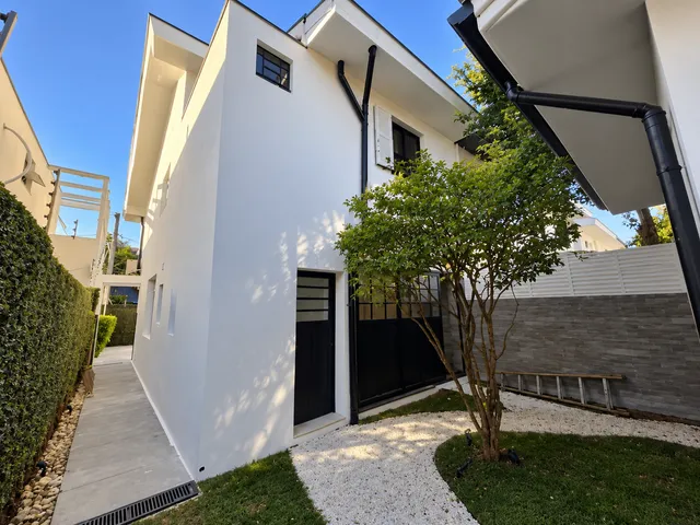 Casa 3 quartos e 4 banheiros, à venda, no bairro Jardim Paulistano em São Paulo
