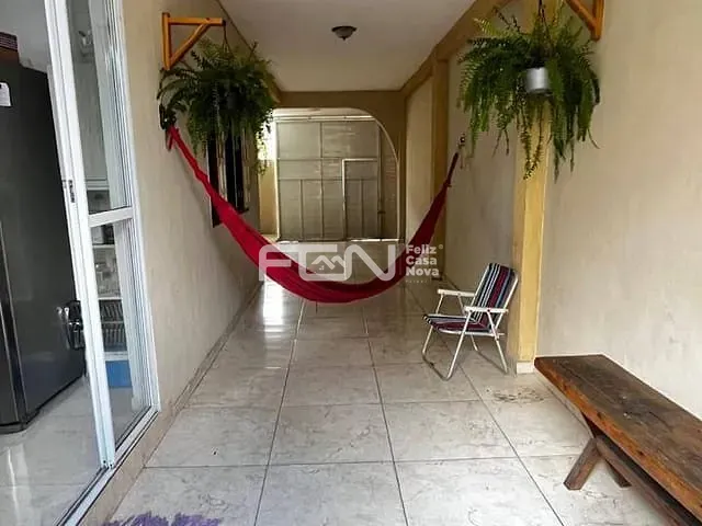 Casa com 120m² 3 quartos e 2 banheiros, para alugar, no bairro Gleba B em Camaçari