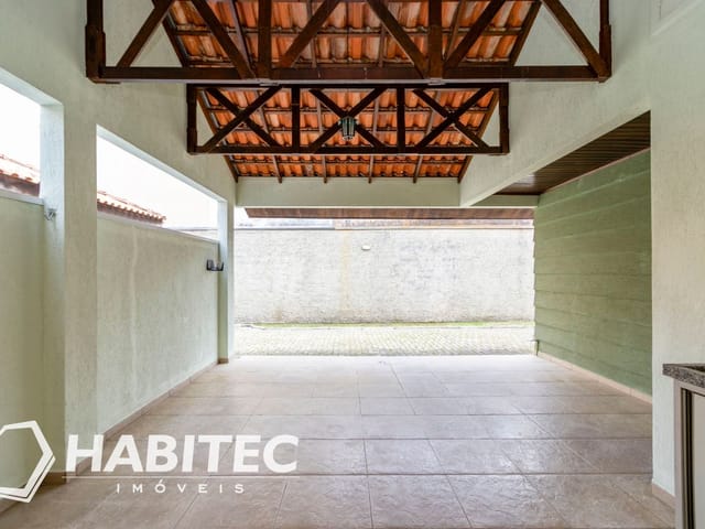 Casa 2 quartos e 1 banheiro, à venda, no bairro Bairro Alto em Curitiba