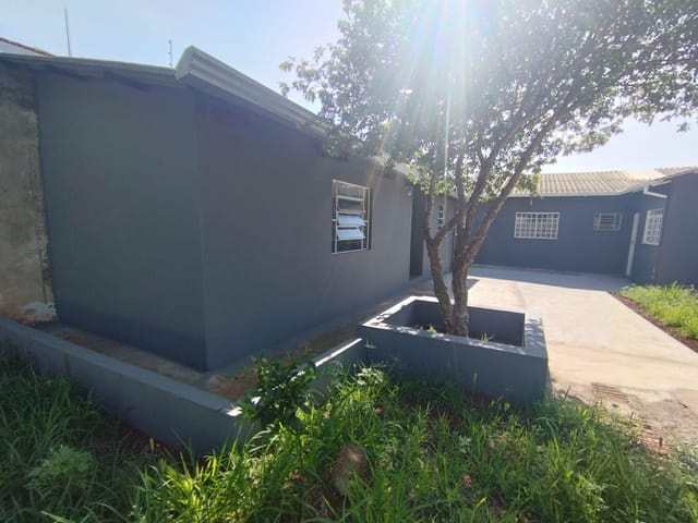 Casa com 450m² 2 quartos e 1 banheiro, para alugar, no bairro Parque Residencial Ana Rosa em Cambé