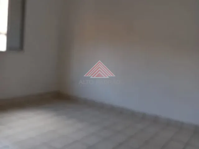 Casa com 300m² 3 quartos e 2 banheiros, à venda, no bairro Vila Feital em Mauá