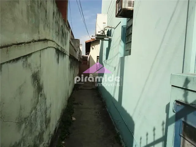 Casa com 274m², à venda, no bairro Centro em São José dos Campos