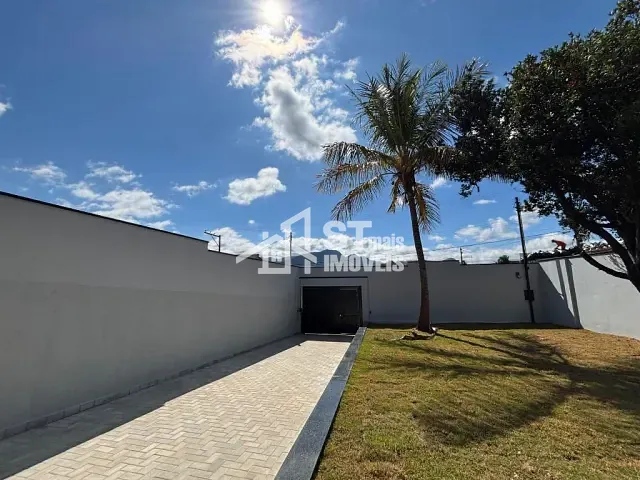 Casa com 300m² 2 quartos e 1 banheiro, à venda, no bairro Jardim Panorama em Andradas
