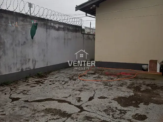 Casa com 185m² 3 quartos e 2 banheiros, à venda, no bairro Esplanada Independência em Taubaté