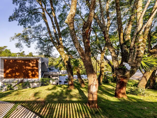 Casa 5 quartos e 6 banheiros, à venda, no bairro Residencial Porta do Sol em Mairinque