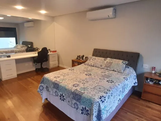 Casa 4 quartos e 6 banheiros, à venda, no bairro Alphaville em Santana de Parnaíba