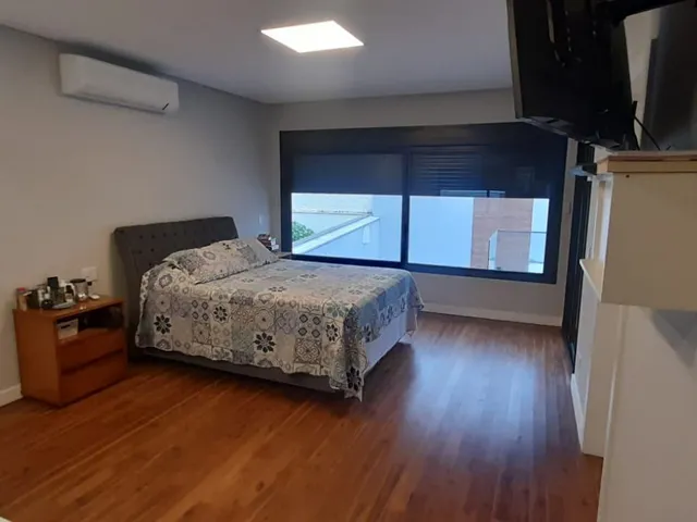 Casa 4 quartos e 6 banheiros, à venda, no bairro Alphaville em Santana de Parnaíba