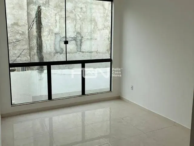Casa 3 quartos e 3 banheiros, à venda, no bairro Ipitanga em Lauro de Freitas