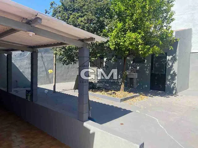 Casa com 250m² 2 quartos e 2 banheiros, à venda, no bairro Vila Abranches em Ribeirão Preto