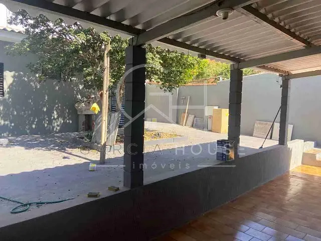 Casa com 250m² 2 quartos e 2 banheiros, à venda, no bairro Vila Abranches em Ribeirão Preto