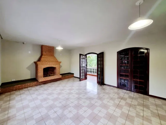 Casa com 730m² 5 quartos e 6 banheiros, à venda, no bairro Campo Belo em Londrina