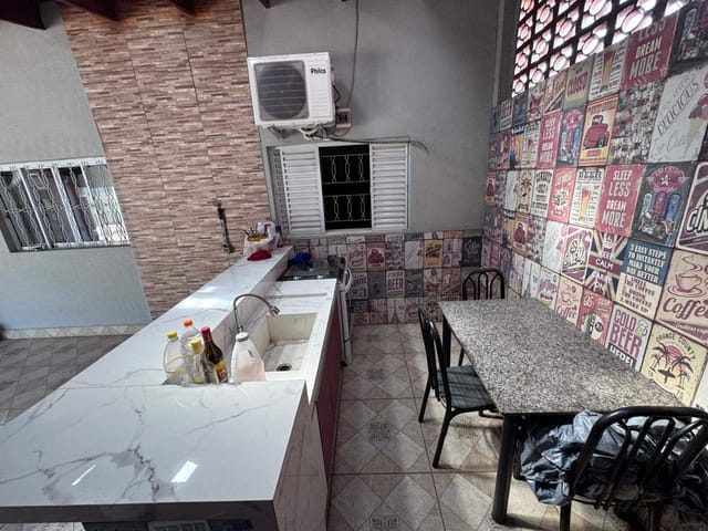 Casa 3 quartos e 1 banheiro, à venda, no bairro Santa Clara em Campinas
