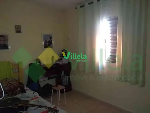 Casa 2 quartos e 2 banheiros, à venda, no bairro Jardim Altos de Itaquá em Itaquaquecetuba