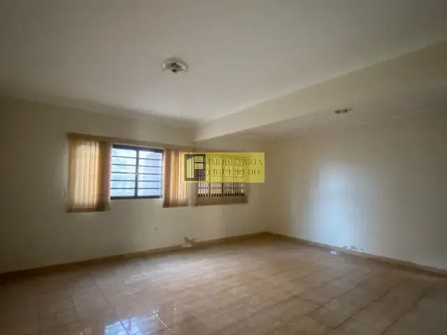 Casa com 484m² 3 quartos e 2 banheiros, à venda, no bairro Vila Maceno em São José do Rio Preto