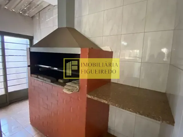 Casa com 484m² 3 quartos e 2 banheiros, à venda, no bairro Vila Maceno em São José do Rio Preto