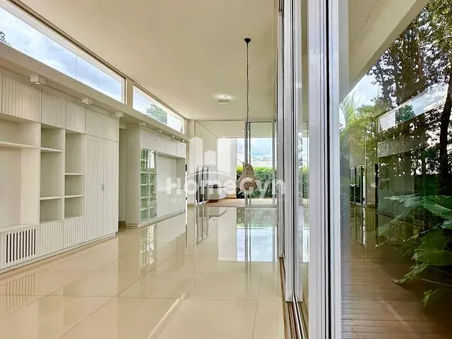 Casa com 440m² 4 quartos e 6 banheiros, à venda, no bairro Jardins Verona em Goiânia