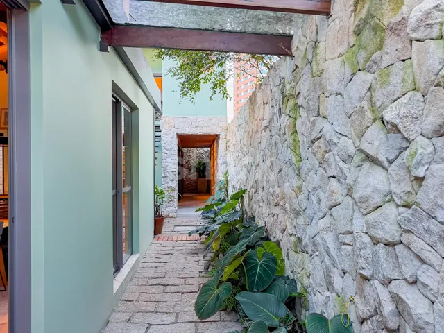 Casa com 164m² 3 quartos e 4 banheiros, à venda, no bairro Pinheiros em São Paulo