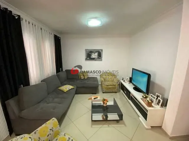 Casa com 178m² 2 quartos e 1 banheiro, à venda, no bairro Campestre em Santo André
