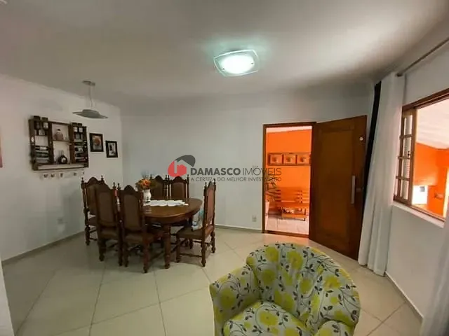 Casa com 178m² 2 quartos e 1 banheiro, à venda, no bairro Campestre em Santo André