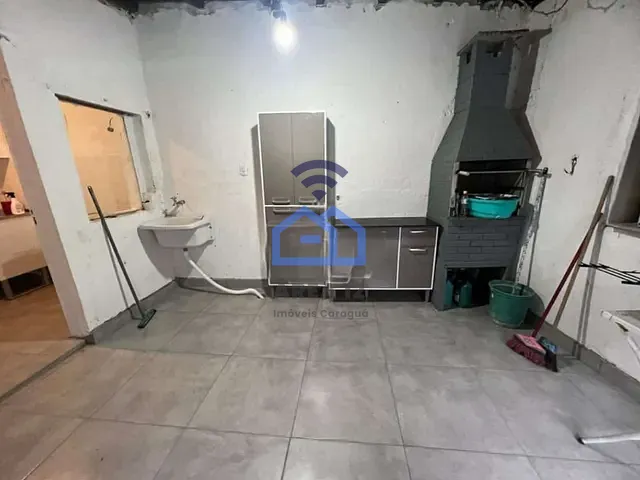 Casa 2 quartos e 1 banheiro, à venda, no bairro Morro do Algodão em Caraguatatuba