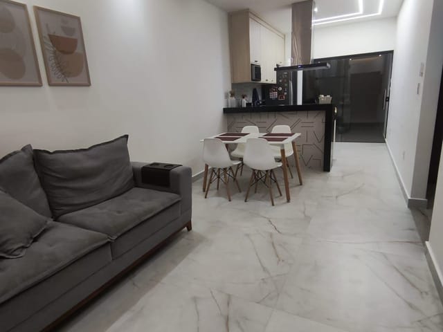 Casa com 140m² 3 quartos e 3 banheiros, à venda, no bairro Parque Novo Jockey em Campos dos Goytacazes