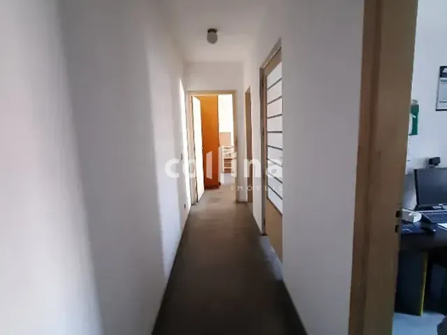 Casa com 300m² 3 quartos e 4 banheiros, à venda, no bairro Jardim Santa Brígida em Carapicuíba