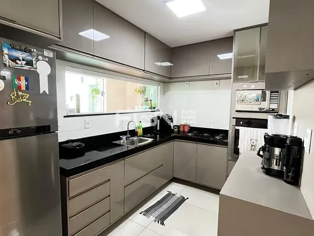 Casa 4 quartos e 3 banheiros, à venda, no bairro Parque Nascente do Rio Capivara em Camaçari