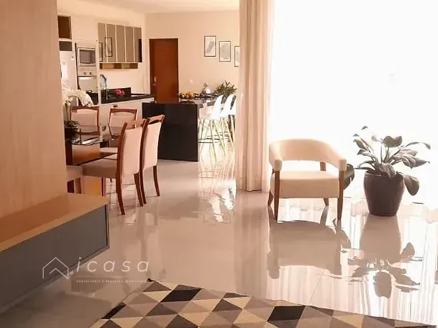 Casa com 300m² 3 quartos e 3 banheiros, à venda, no bairro Santa Luzia em Caçapava