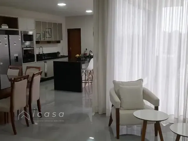 Casa com 300m² 3 quartos e 3 banheiros, à venda, no bairro Santa Luzia em Caçapava