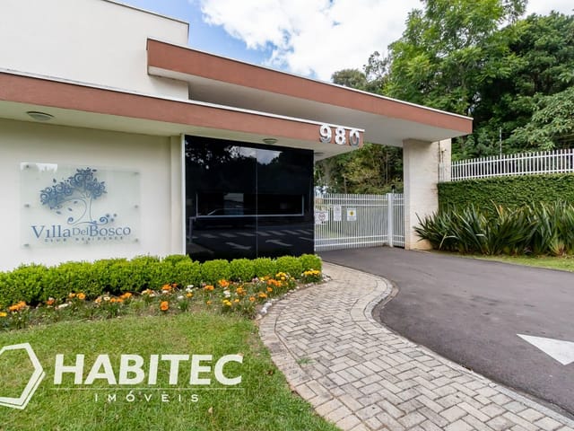 Casa com 628m² 4 quartos e 5 banheiros, à venda, no bairro São João em Curitiba