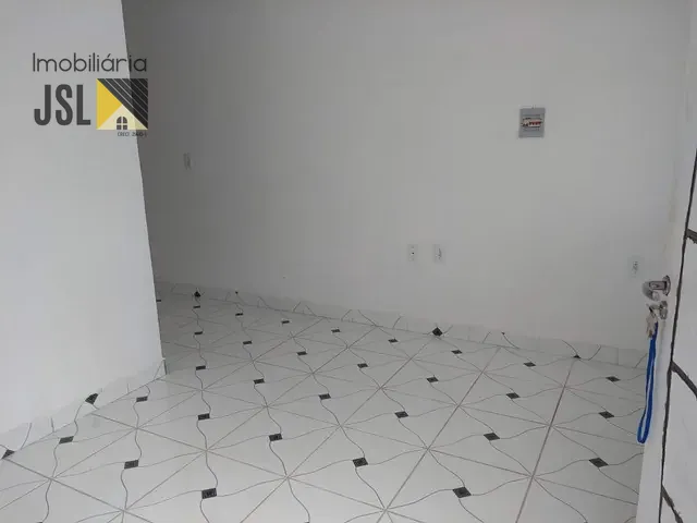Casa com 125m² 2 quartos e 1 banheiro, à venda, no bairro Village das Flores em Caçapava