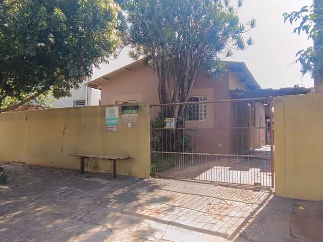 Casa com 250m² 3 quartos e 1 banheiro, à venda, no bairro Jardim Santo Amaro em Cambé