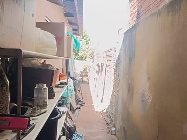 Casa com 250m² 3 quartos e 1 banheiro, à venda, no bairro Jardim Santo Amaro em Cambé