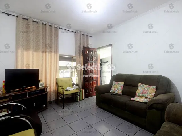 Casa com 135m² 3 quartos e 2 banheiros, à venda, no bairro Parque São Vicente em Mauá