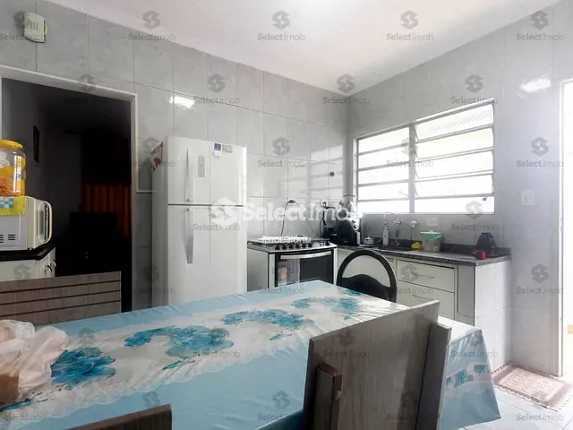 Casa com 135m² 3 quartos e 2 banheiros, à venda, no bairro Parque São Vicente em Mauá