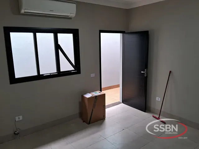 Casa 3 quartos e 1 banheiro, para alugar, no bairro Jardim São Jorge em Nova Odessa
