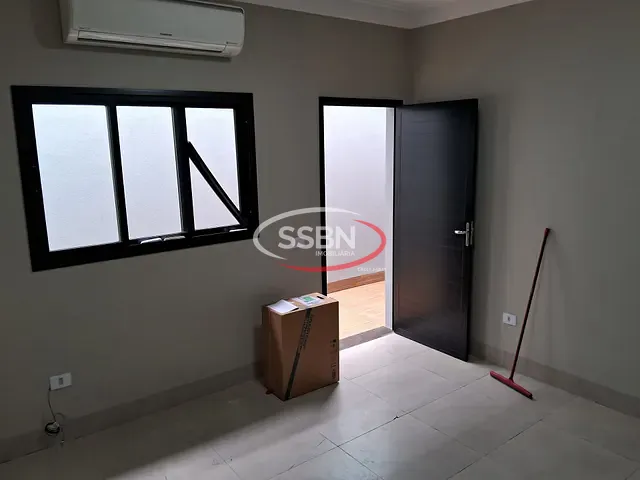 Casa 3 quartos e 1 banheiro, para alugar, no bairro Jardim São Jorge em Nova Odessa