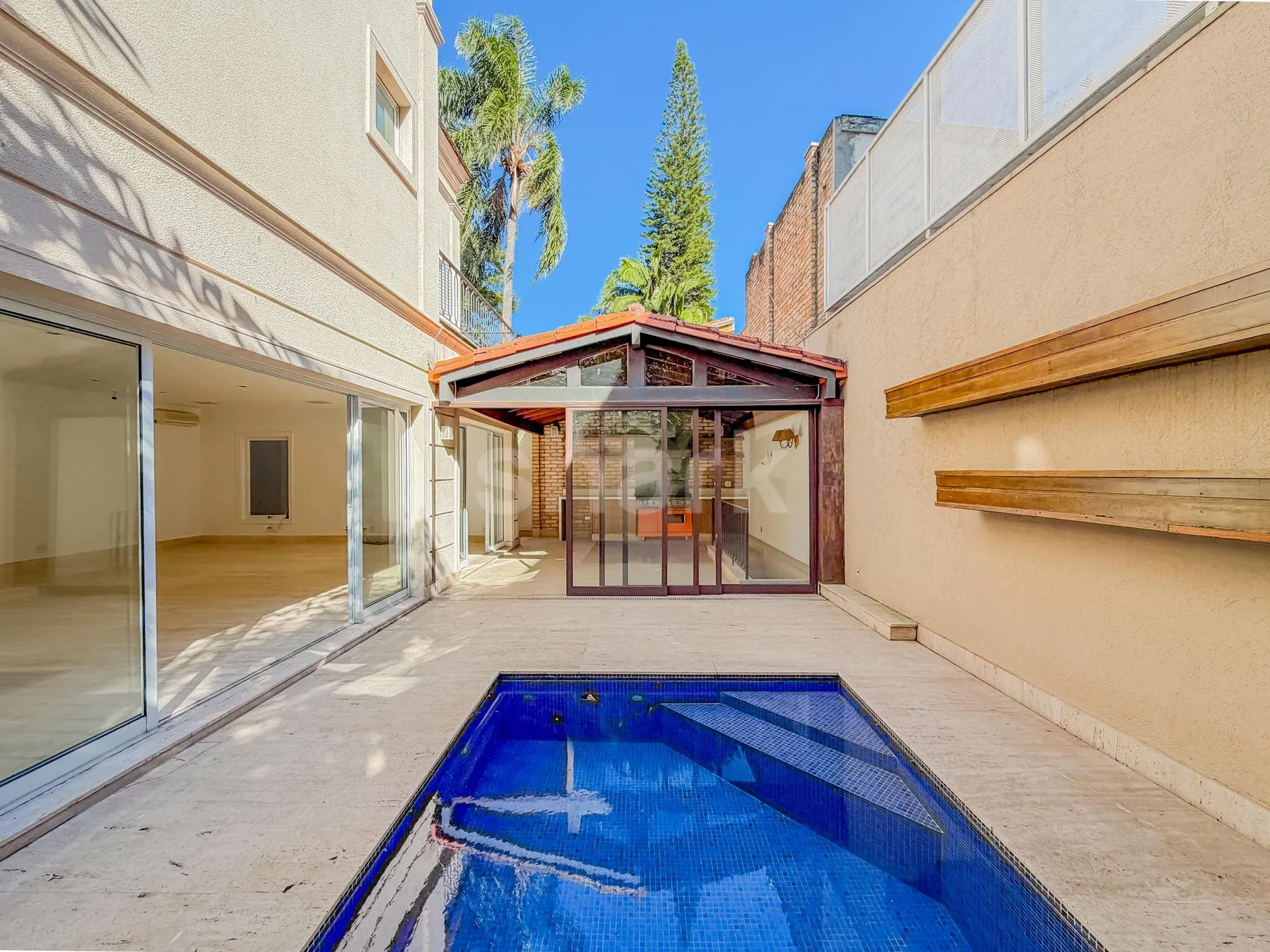 Casa em Jardim Europa — foto 2