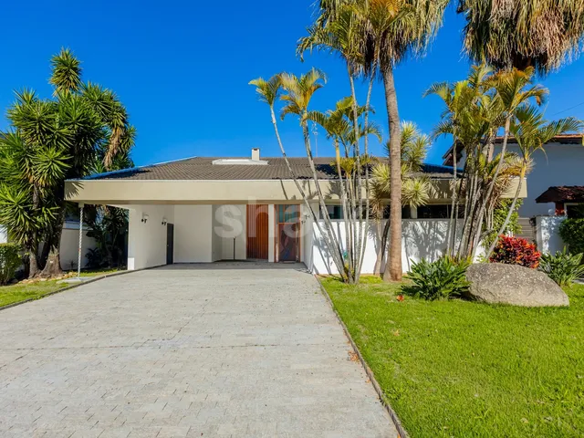 Casa com 692m² 4 quartos e 7 banheiros, para alugar, no bairro Alphaville Residencial Dois em Barueri