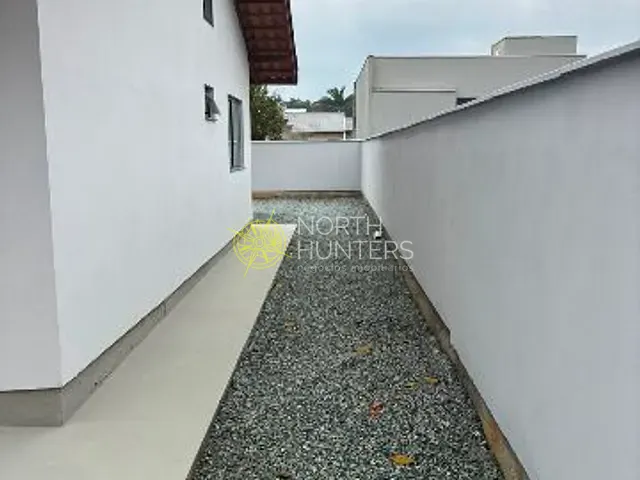 Casa 2 quartos e 1 banheiro, à venda, no bairro QUINTA DOS AÇORIANOS em Barra Velha