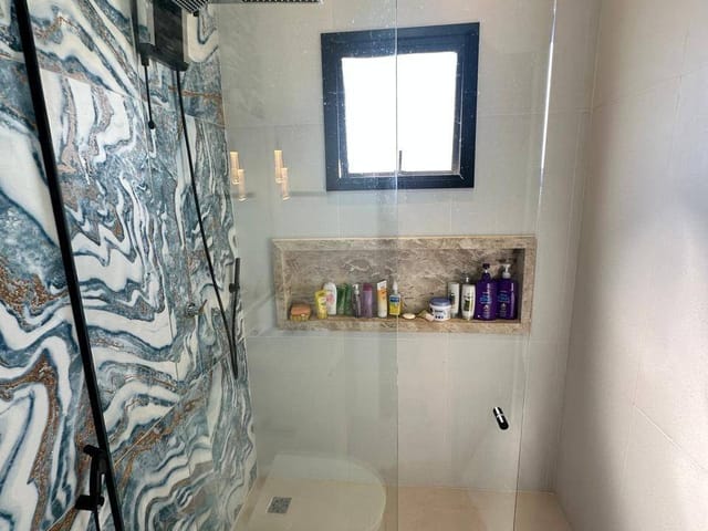 Casa com 397m² 3 quartos e 4 banheiros, à venda, no bairro Jardim Imperial em Cuiabá