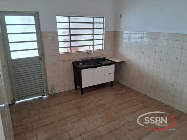 Casa 2 quartos e 1 banheiro, para alugar, no bairro Jardim Nossa Senhora de Fátima em Nova Odessa