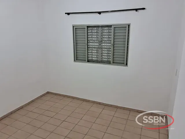 Casa 2 quartos e 1 banheiro, para alugar, no bairro Jardim Nossa Senhora de Fátima em Nova Odessa