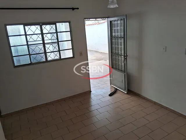 Casa 2 quartos e 1 banheiro, para alugar, no bairro Jardim Nossa Senhora de Fátima em Nova Odessa