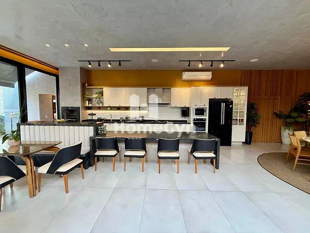 Casa com 454m² 3 quartos e 5 banheiros, à venda, no bairro Jardins Verona em Goiânia