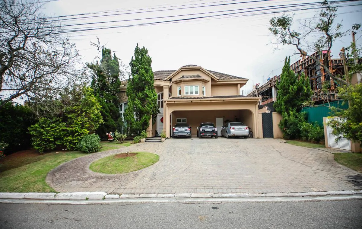 Casa em Tamboré — foto 1