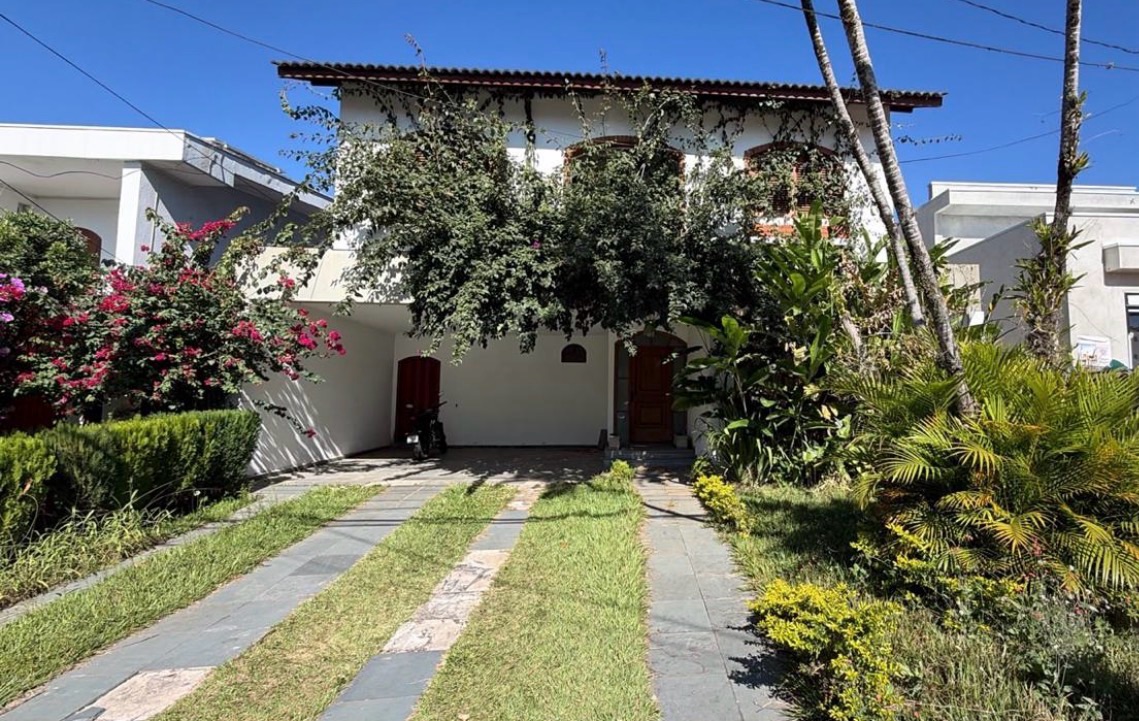 Casa em Alphaville — foto 1